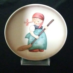 Hummel Collector Plate